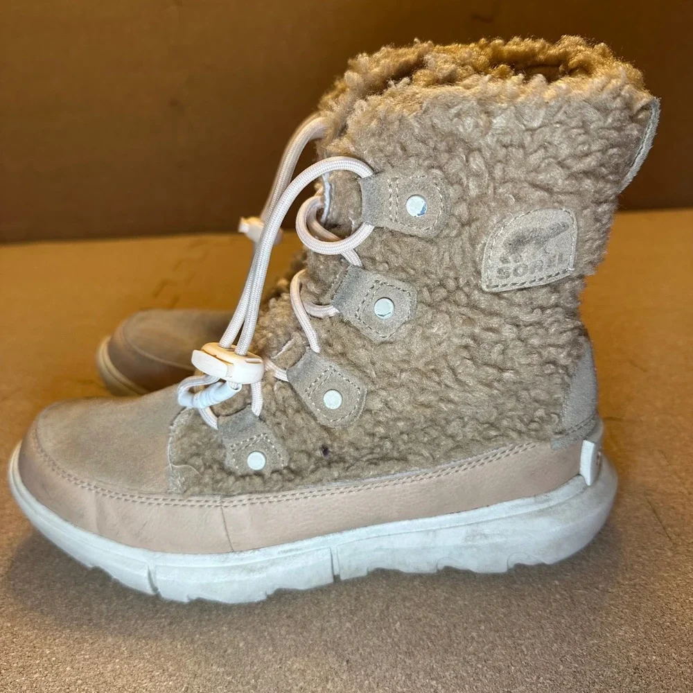 Sorel Kinetic Sport Tan Faux Fur Suede‎ Winter Boots NY4894-262 Womens 3